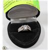 Image 1 : STERLING SILVER LADIES CZ ENGAGEMENT RING SIZE 5.