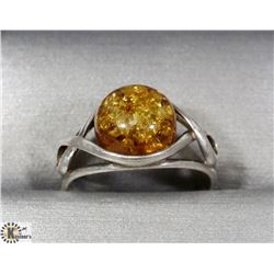 .925 SILVER RING W/GEMSTONES - SIZE 7 -