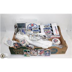 LOT OF WAYNE GRETZKY COLLECTIBLES INCLUDING HOCKEY