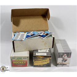 LOT OF 4 BOXES & SETS OF HOCKEY CARDS