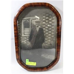 CONVEX 1920'S PICTURE FRAME BUBBLE GLASS
