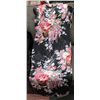 Image 1 : ARTEMIS BLACK AND FLORAL SIZE XXXL SHORT SLEEVE