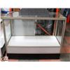 Image 1 : GLASS DISPLAY CASE, 48"X22"X39.5".