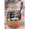 Image 1 : BOX WITH ASSORTED RACKS AND HANGARS