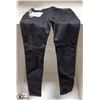 Image 1 : EIGHTY TWO LADIES JEANS SIZE 05 SKINNY.