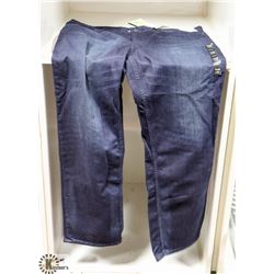 CALVIN KLEIN JEANS 38X32.
