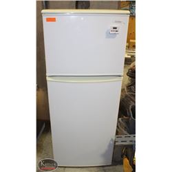 BAILIFF SEIZURE WHITE DANBY APARTMENT SIZE FRIDGE