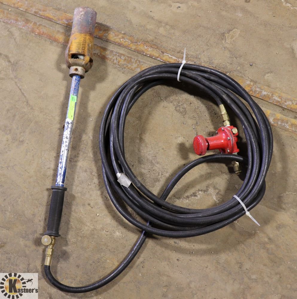 WESTORCH TIGER TORCH WITH HOSE & REGULATOR.