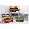 Image 1 : BOX WITH 10 HO SCALE CARS, MOST STILL IN BOXES