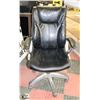 Image 1 : HYDRAULIC LIFT OFFICE CHAIR AS IS