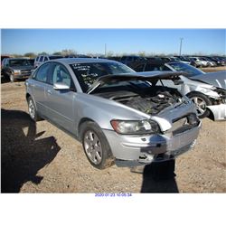 2006 - VOLVO S40/SALVAGE TITLE