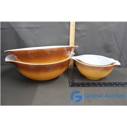 (4) Assorted Pyrex Bowls