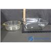 Image 5 : (4) Assorted Pyrex Dishes & (3) Extra Glass Lids