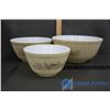 Image 1 : Set of (3) Pyrex Bowls