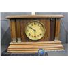 Image 1 : Ingraham Wooden Mantle Clock
