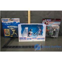NIB Starting Line Up Freeze Frame Hockey Set, (2) Starting Line Up Figures
