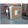 Image 8 : Brownie 8mm Movie Camera and Projector