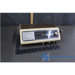 Zenith Solid State AM/FM Radio