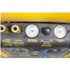 Image 3 : **Dewalt D55 Air Compressor