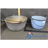 Image 1 : (2) Enamel Pots