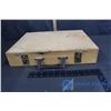Image 7 : Paint Box & Paints