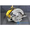 Image 1 : DeWalt Electric 7 1/4 15 Amp Circular Saw (WORKING)