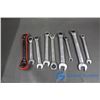 Image 1 : Variety of Ratcheting & Non-Ratcheting Wrenches