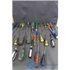 Image 4 : Large Assortment of Screwdrivers