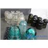 Image 2 : (19) Glass Insulators