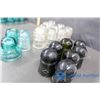 Image 3 : (19) Glass Insulators
