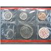 Image 4 : 1972 US Mint set with all Philadelphia, Denver, and San Francisco coins.
