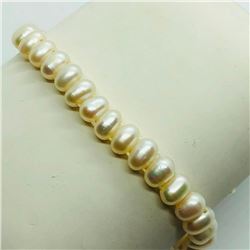 Freshwater Pearl Flexible Bracelet (~weight 9.7g), Suggested Retail Value $50