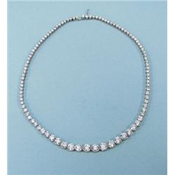 A very good platinum and diamond "Riviere" neckla