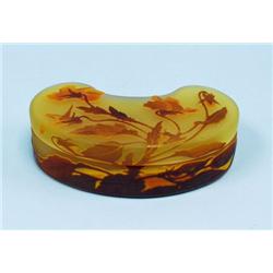 ART NOUVEAU - EMILE GALLE. A rare French cameo gl