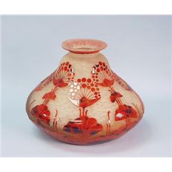 LE VERRE FRANCAIS - "Decor Airelle." A large Fren