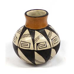 Vintage Tohono O'odham Pottery Vase