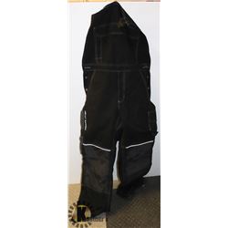 HELLY HANSON WORKWEAR COVER-ALLS SZ 32/32