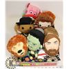 Image 1 : FLAT OF ASSORTED STUFFED ANIMALS.