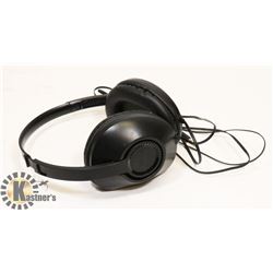 PAIR OF KOSS OVER-EAR HEADPHONES, LIGHT