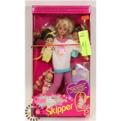 BABY SITTER SKIPPER BARBIE.