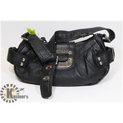 AUTHENTIC BLACK GUESS LEATHER PURSE -