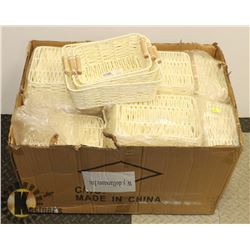 LOT OF WHITE BASKETS