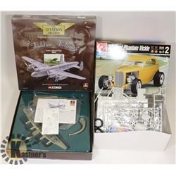 2 VINTAGE MODELS OF FRONTIER AIRLINERS