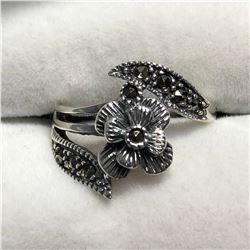 SILVER MARCASITE RING