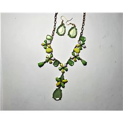 19)  GOLD TONE AND SHADES OF GREEN,