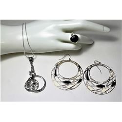 15)  SUITE OF BLACK AND SILVER TONE