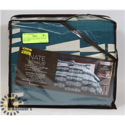 NATE BERKUS 3PC DUVET COVERS KING SIZE