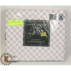 LAURA ASHLEY HOME TWIN SHEET SET.