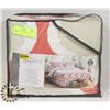 Image 1 : THRESOLD DUVET QUEEN SIZE COVER.