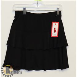 BLACK LADIES RUFFLED SKIRT SIZE SMALL